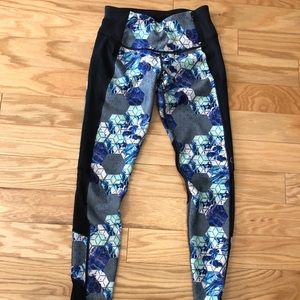 Calia by Carrie Underwood Leggings